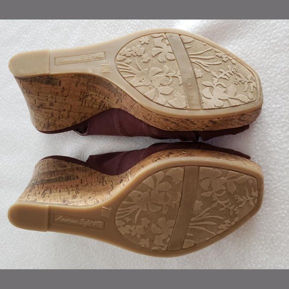 NWT American Eagle Peep Toe, Slingback Wedge Shoe - Picture 5 of 6